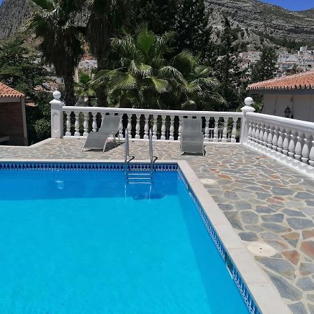 Valle de AbdalagísCharming House With Pool & Barbecue别墅 外观 照片