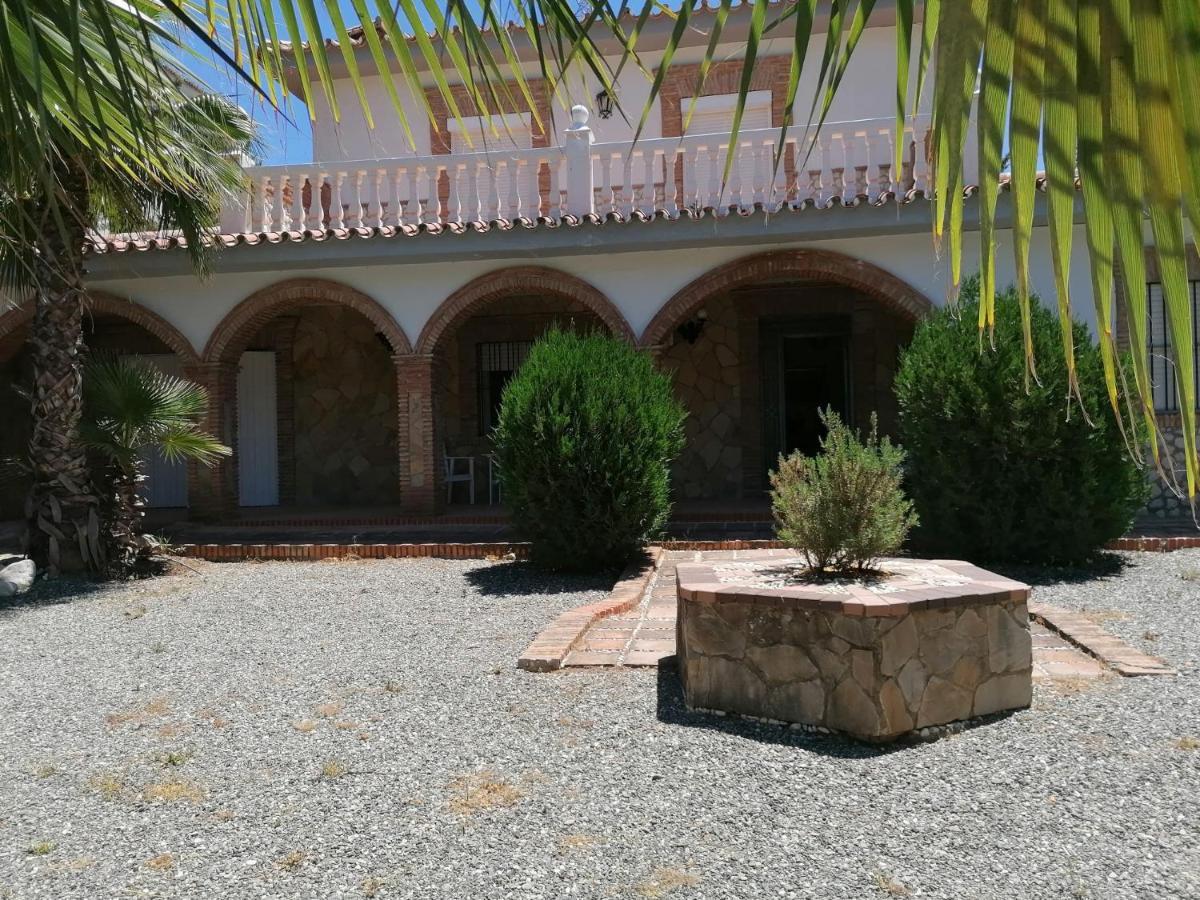Valle de AbdalagísCharming House With Pool & Barbecue别墅 外观 照片